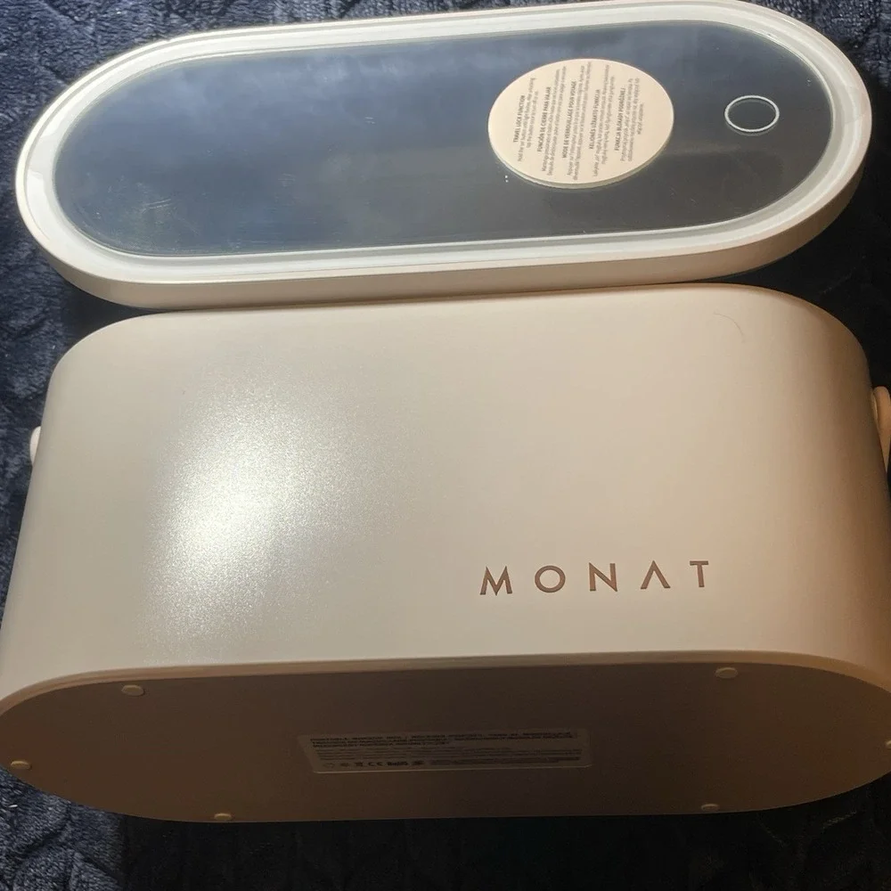 NEW Monat Bright Top LED Mirror Travel Tote 9 X 4.5 X 4